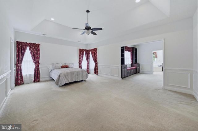 17 WATERTON DR, Bear, DE 19701