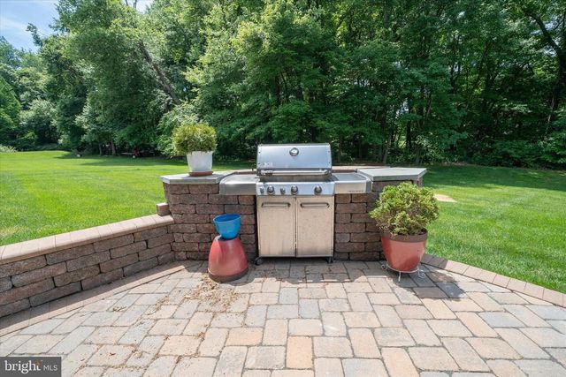 17 WATERTON DR, Bear, DE 19701