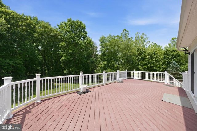 17 WATERTON DR, Bear, DE 19701