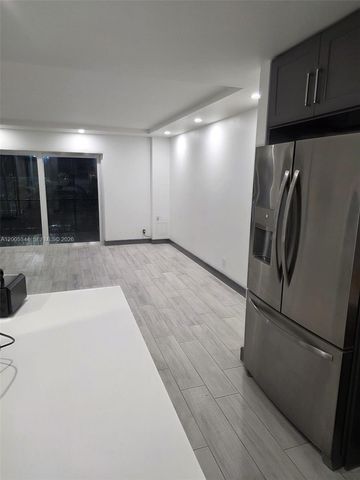 660 Tennis Club Dr 201, Fort Lauderdale, FL 33311