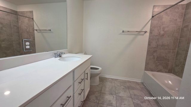 7106 Escondido Drive, Rosharon, TX 77583
