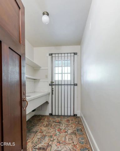 237 W State Street, Pasadena, CA 91105