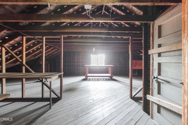 237 W State Street, Pasadena, CA 91105