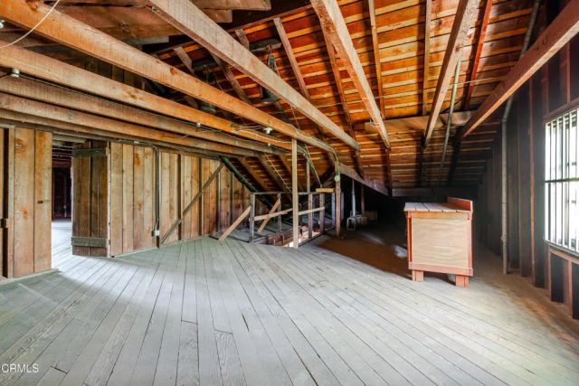 237 W State Street, Pasadena, CA 91105