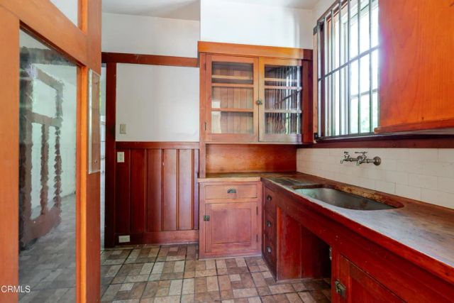 237 W State Street, Pasadena, CA 91105