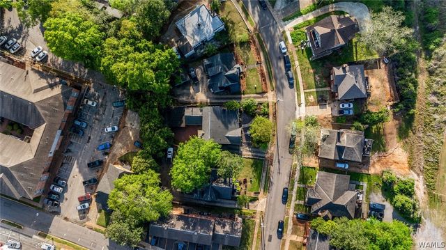 1411 Caplewood, Tuscaloosa, AL 35401
