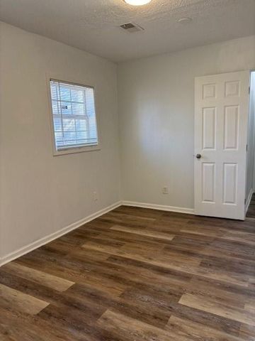 1076 Grant SE Way, Atlanta, GA 30315