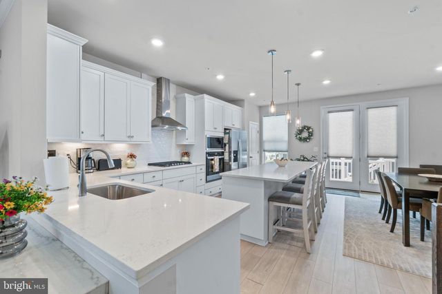 611 LADYWELL ST, Middle River, MD 21220