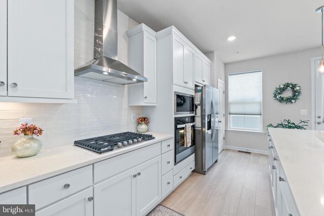 611 LADYWELL ST, Middle River, MD 21220