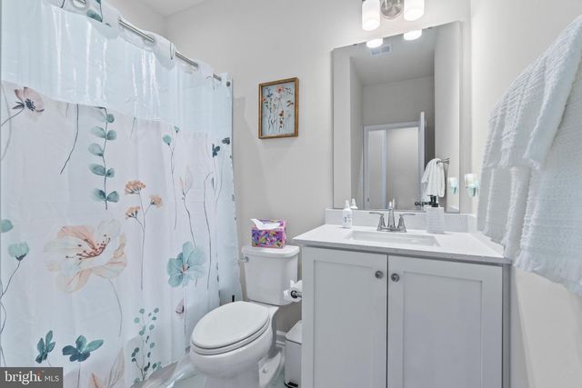 611 LADYWELL ST, Middle River, MD 21220