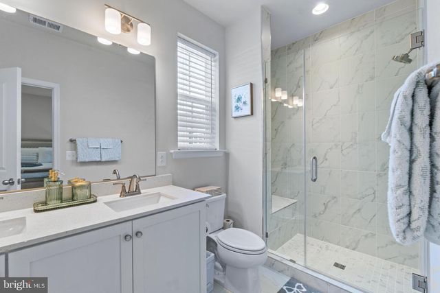 611 LADYWELL ST, Middle River, MD 21220
