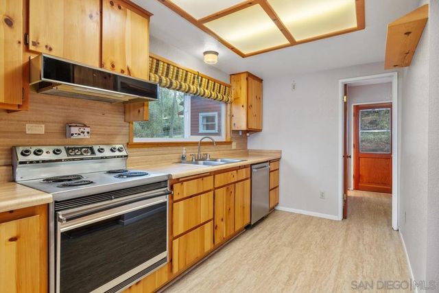 8043 Buckthorn Trl, Pine Valley, CA 91962