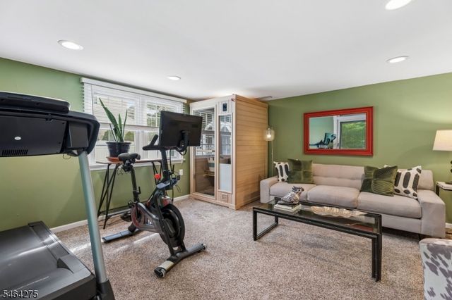 46 Rogers Ave, Berkeley Heights Twp., NJ 07922