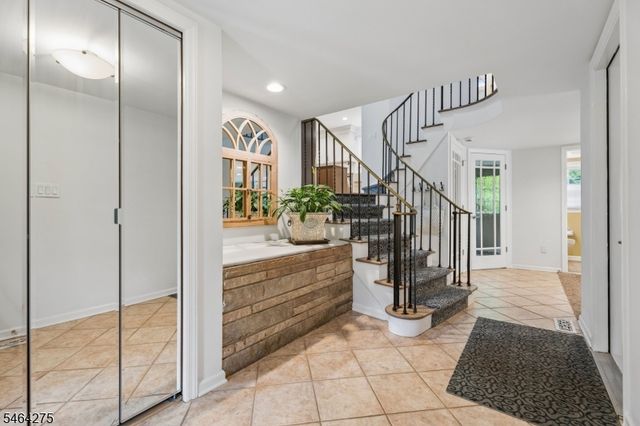 46 Rogers Ave, Berkeley Heights Twp., NJ 07922