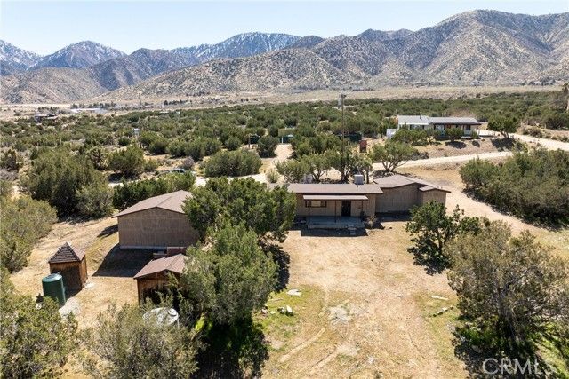 12515 Nearwood Road, Juniper, CA 93553