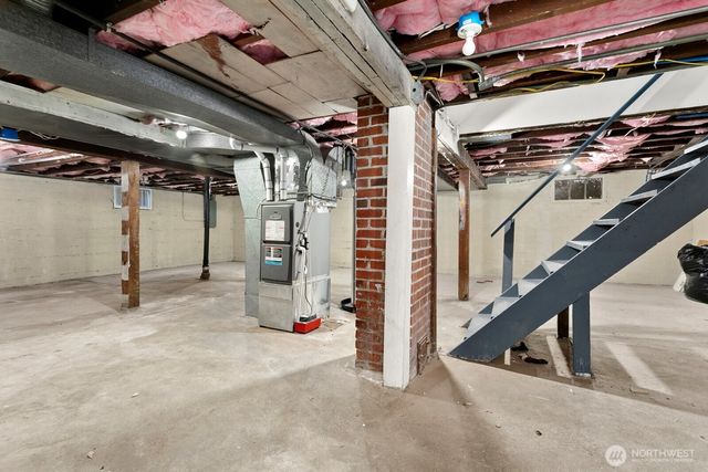 6526 Pacific Avenue, Tacoma, WA 98408