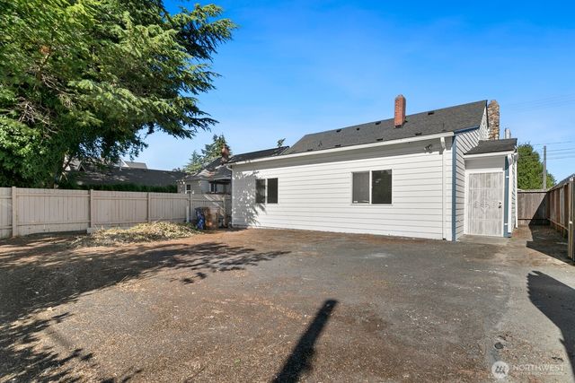6526 Pacific Avenue, Tacoma, WA 98408