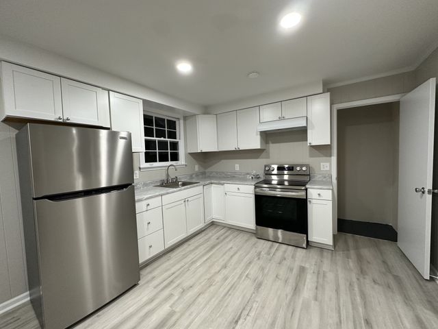 724 Kingsbury Rd, Clarksville, TN 37040