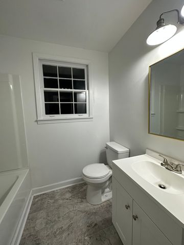 724 Kingsbury Rd, Clarksville, TN 37040