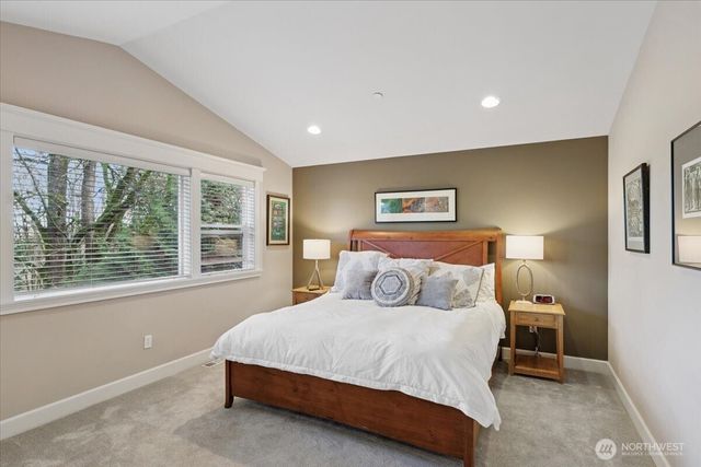 17412 32nd Avenue NE, Lake Forest Park, WA 98155