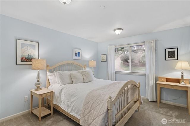 17412 32nd Avenue NE, Lake Forest Park, WA 98155