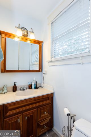 1698 Temple Avenue, College Park, GA 30337