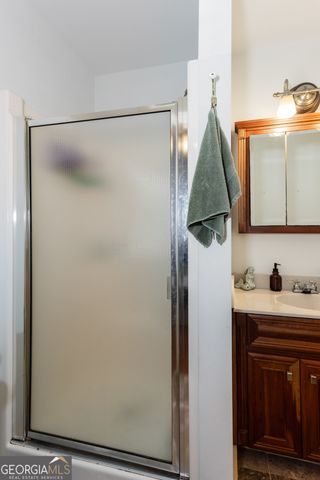 1698 Temple Avenue, College Park, GA 30337