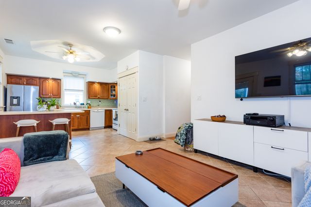 1698 Temple Avenue, College Park, GA 30337