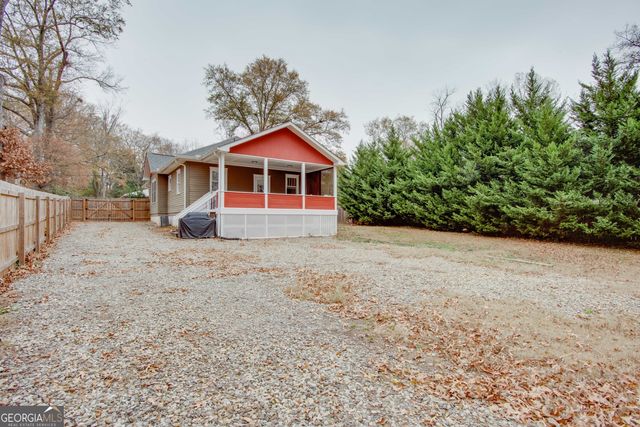 1698 Temple Avenue, College Park, GA 30337