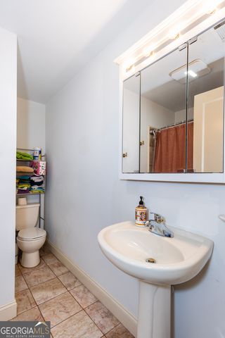 1698 Temple Avenue, College Park, GA 30337