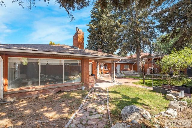 175 W 17th Street, Idaho Falls, ID 83402