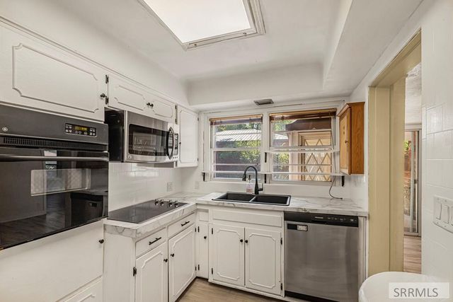 175 W 17th Street, Idaho Falls, ID 83402