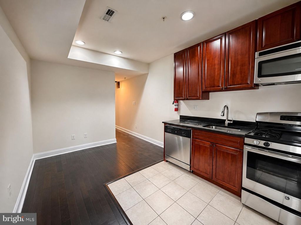 2007 N 16TH ST, PHILADELPHIA, PA 19121 — photo 4