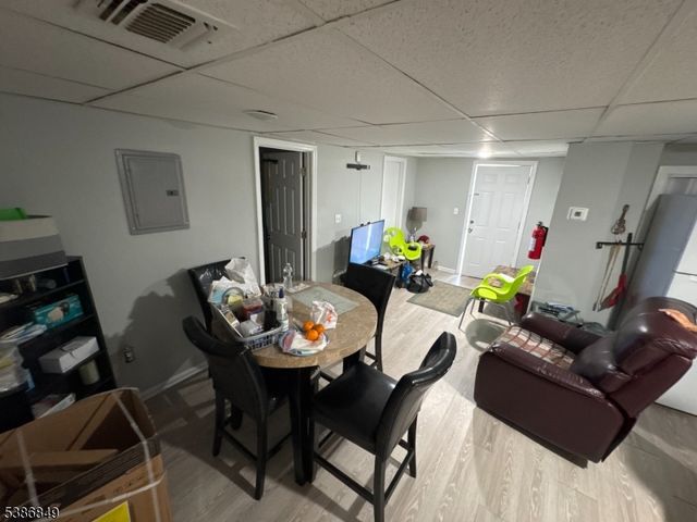 105 E Main St, Paterson City, NJ 07522