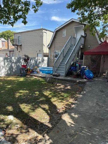 105 E Main St, Paterson City, NJ 07522