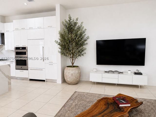 4318 NW 81st Ave, Doral, FL 33166