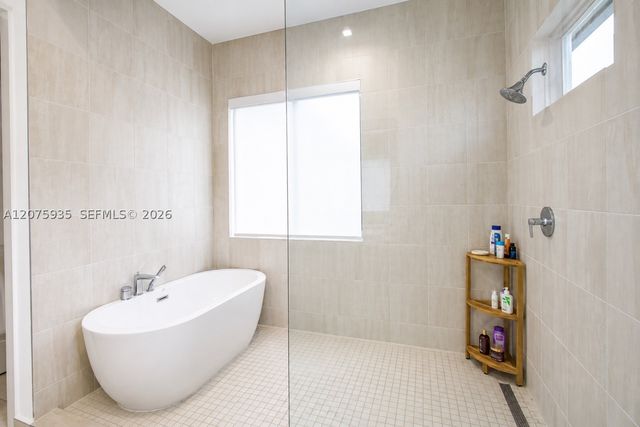 4318 NW 81st Ave, Doral, FL 33166
