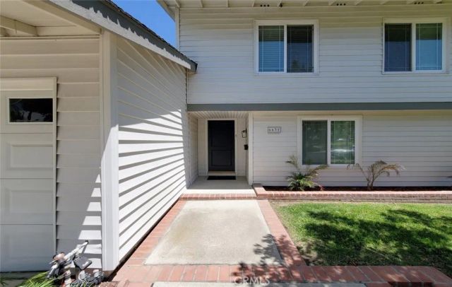 6631 Wrenfield Drive, Huntington Beach, CA 92647