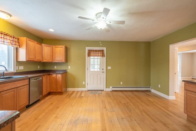 808 South St, Fitchburg, MA 01420