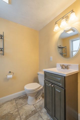 808 South St, Fitchburg, MA 01420