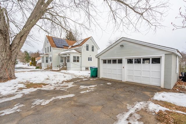 808 South St, Fitchburg, MA 01420