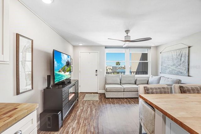 7625 SUN ISLAND DRIVE S 406, South Pasadena, FL 33707