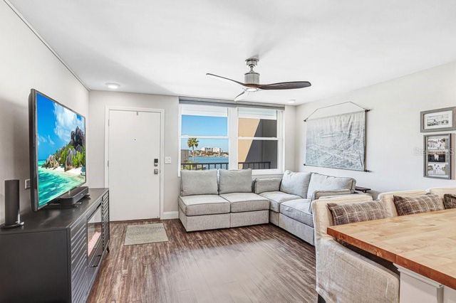 7625 SUN ISLAND DRIVE S 406, South Pasadena, FL 33707