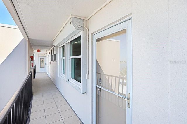 7625 SUN ISLAND DRIVE S 406, South Pasadena, FL 33707