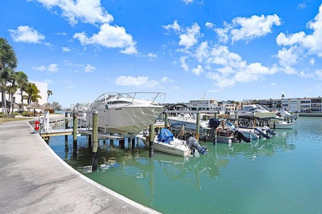 7625 SUN ISLAND DRIVE S 406, South Pasadena, FL 33707