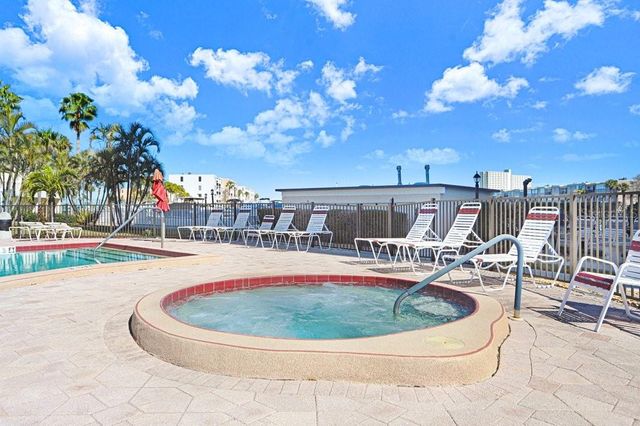 7625 SUN ISLAND DRIVE S 406, South Pasadena, FL 33707