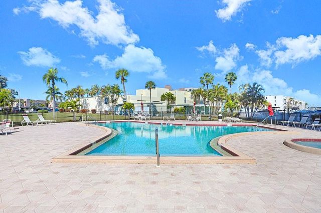 7625 SUN ISLAND DRIVE S 406, South Pasadena, FL 33707