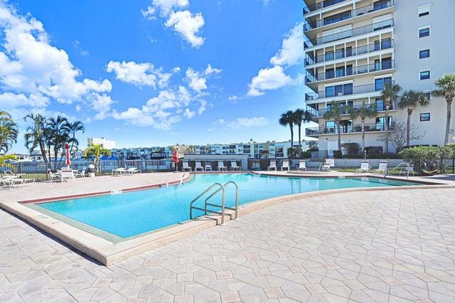 7625 SUN ISLAND DRIVE S 406, South Pasadena, FL 33707