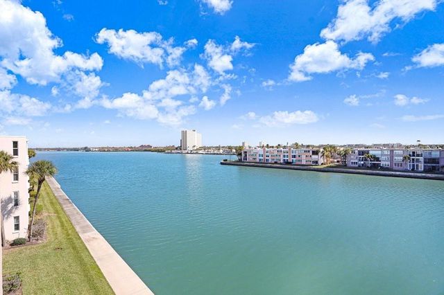 7625 SUN ISLAND DRIVE S 406, South Pasadena, FL 33707