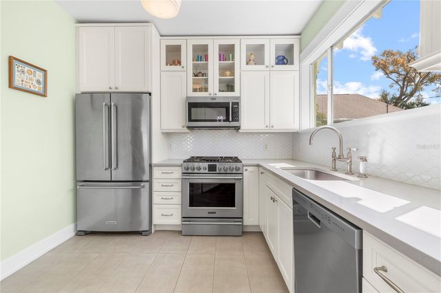 3612 W PLATT STREET, Tampa, FL 33609